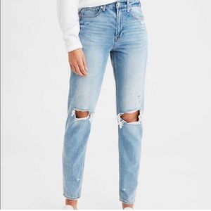 American Eagle Outfitters Light Blue Distressed Jeans